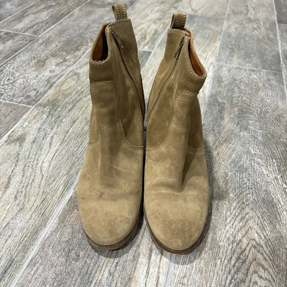 J. Crew Aggie Tan Nubuck Suede Leather Block Heel Ankle Boots Booties Sz 8.5 - Picture 2 of 10